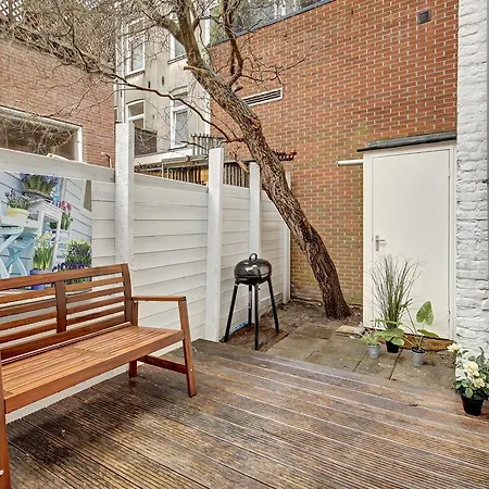 Apartment Hideaway Apartment