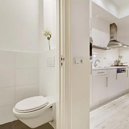 Hideaway Apartment *